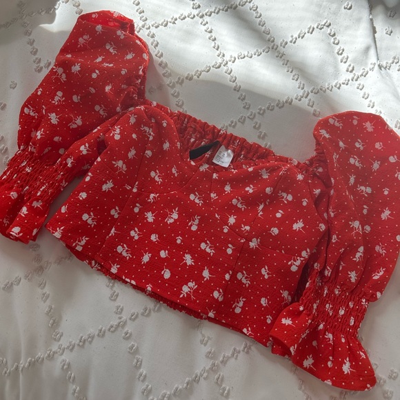 Red Puff Sleeve Crop Top - Picture 3 of 5
